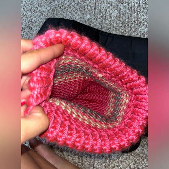 HANDMADE HAT - Picture 3 of 5